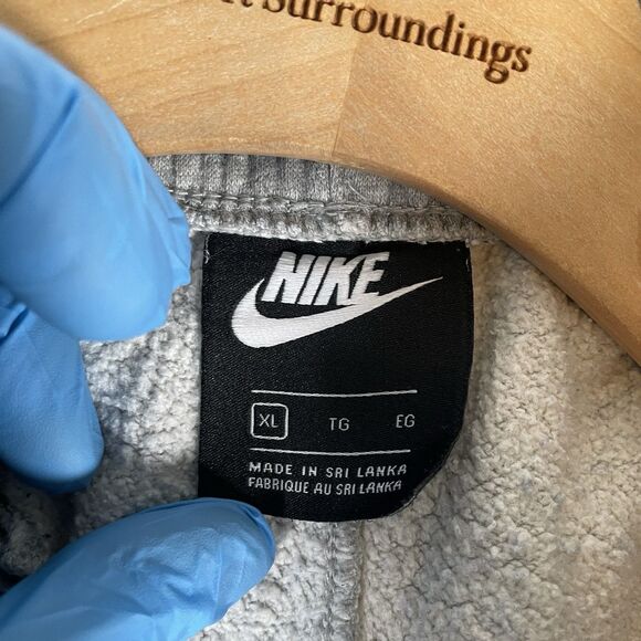 Nike Sportswear Club Fleece Sweat Pants Men's XL Gray Activewear Gym Running - Picture 2 of 8